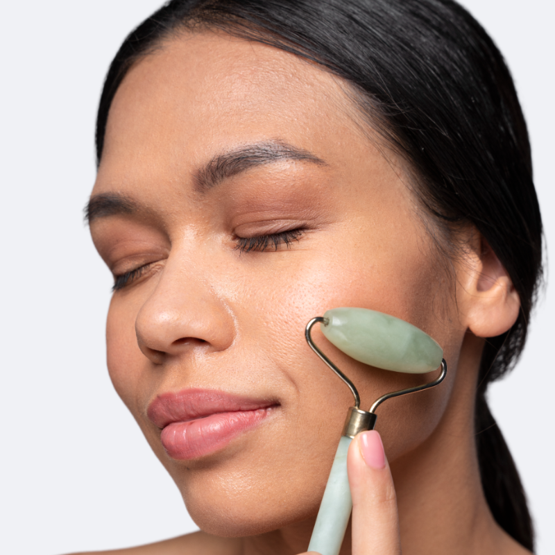 Gua-Sha y  rodillo facial